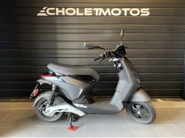 PIAGGIO 1 ACTIVE