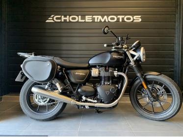 TRIUMPH STREET TWIN  900