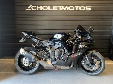 YAMAHA YZF 1000 R1