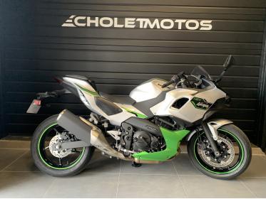 KAWASAKI Ninja 7 Hybrid