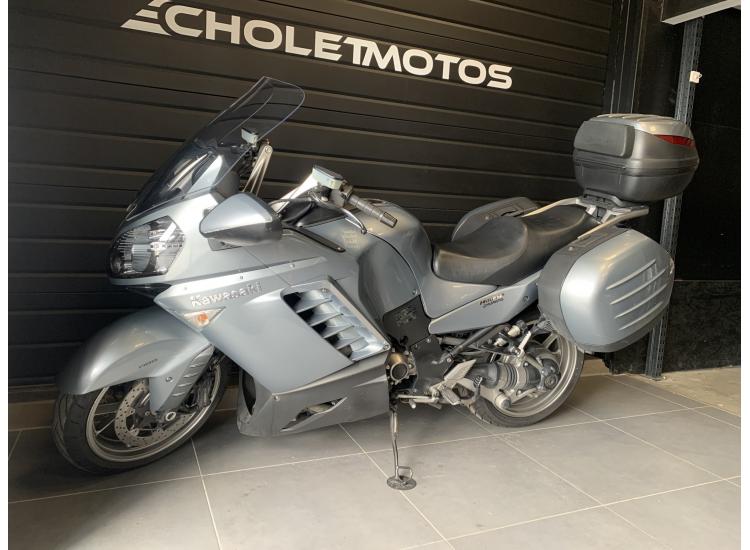 KAWASAKI GTR 1400