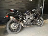 KAWASAKI ZX-4R