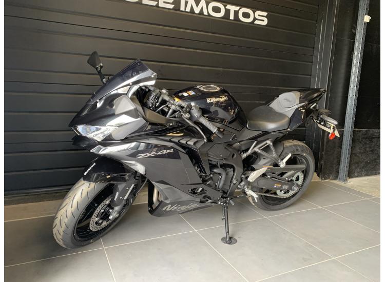 KAWASAKI ZX-4R